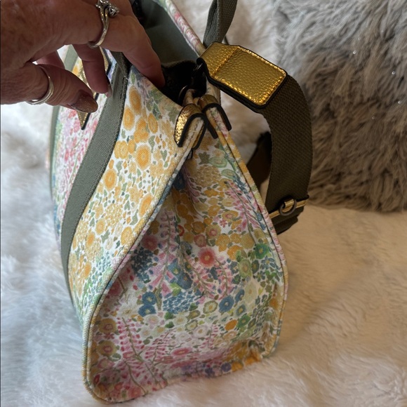 Kurt Geiger limited edition, London floral tote - Picture 3 of 7